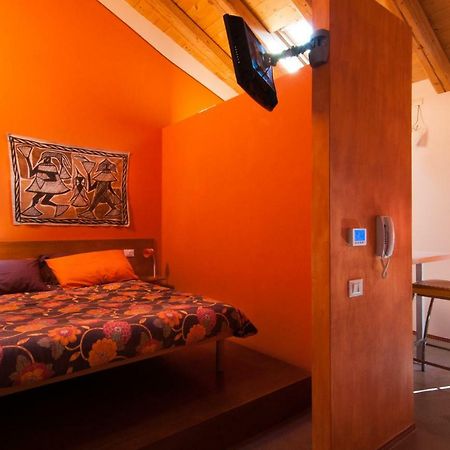 Bed and Breakfast Lucciole Per Lanterne Gorycja Zewnętrze zdjęcie